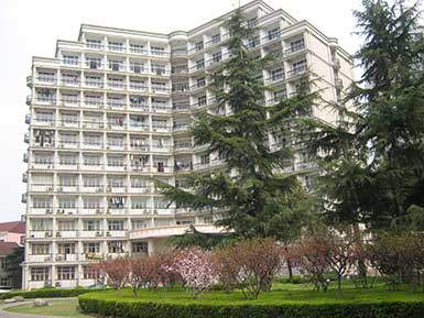 Шанхайский университет финансов и экономики